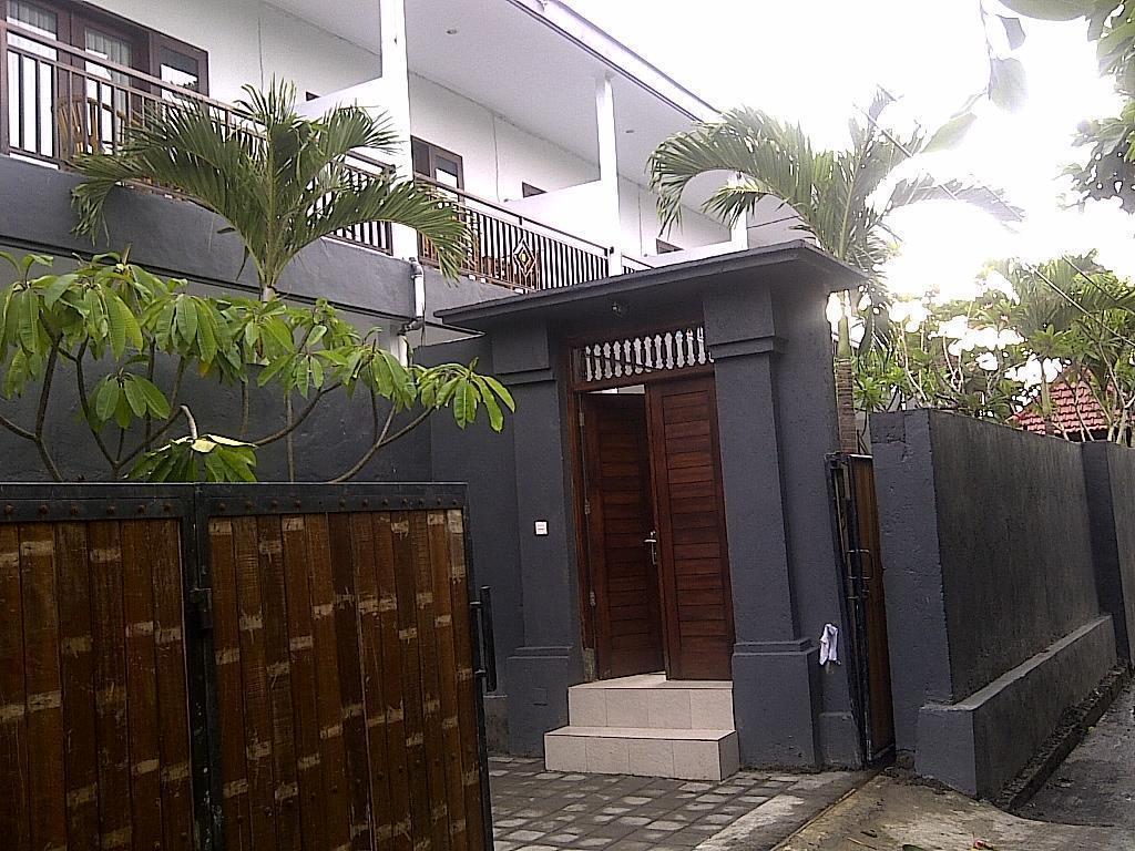 U House Seminyak Hotel Kerobokan Exterior foto